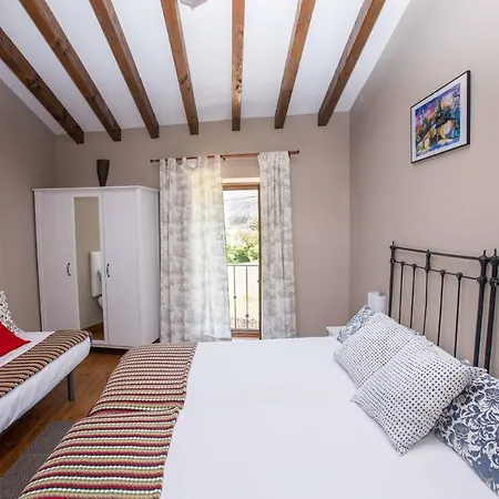 Отель Casa Rural Gallu Juancho