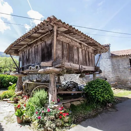 Отель Casa Rural Gallu Juancho