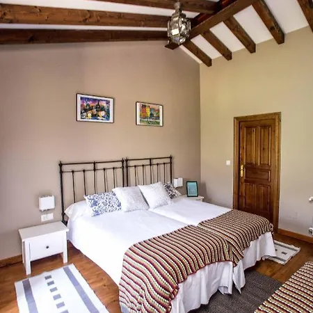 Casa Rural Gallu Juancho Country house Gobiendes